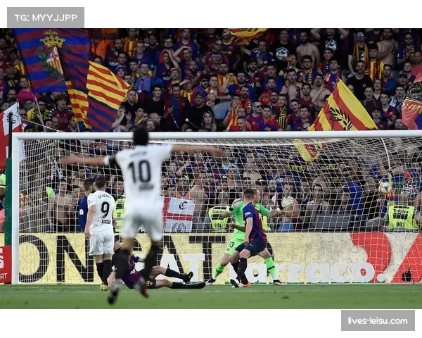 皇马巴萨积分差缩至四分 争冠悬念延续至下半赛季