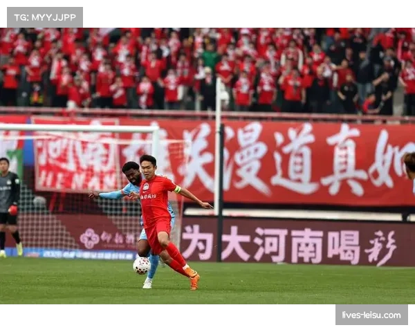 云南玉昆主场四球横扫山东泰山 奥斯卡四分钟内完成梅开二度